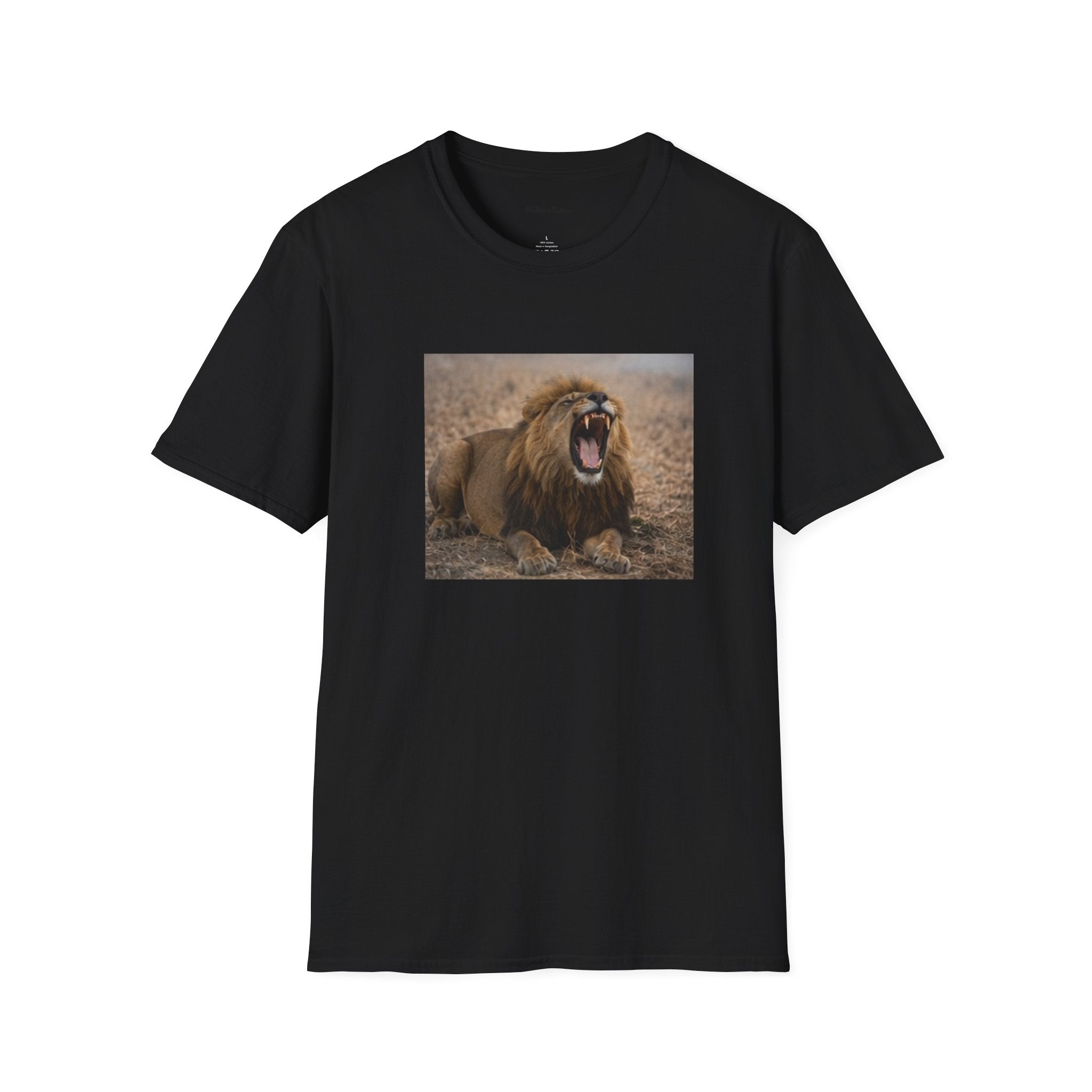 Roaring Lion Graphic T-Shirt — Bold Wildlife Tee