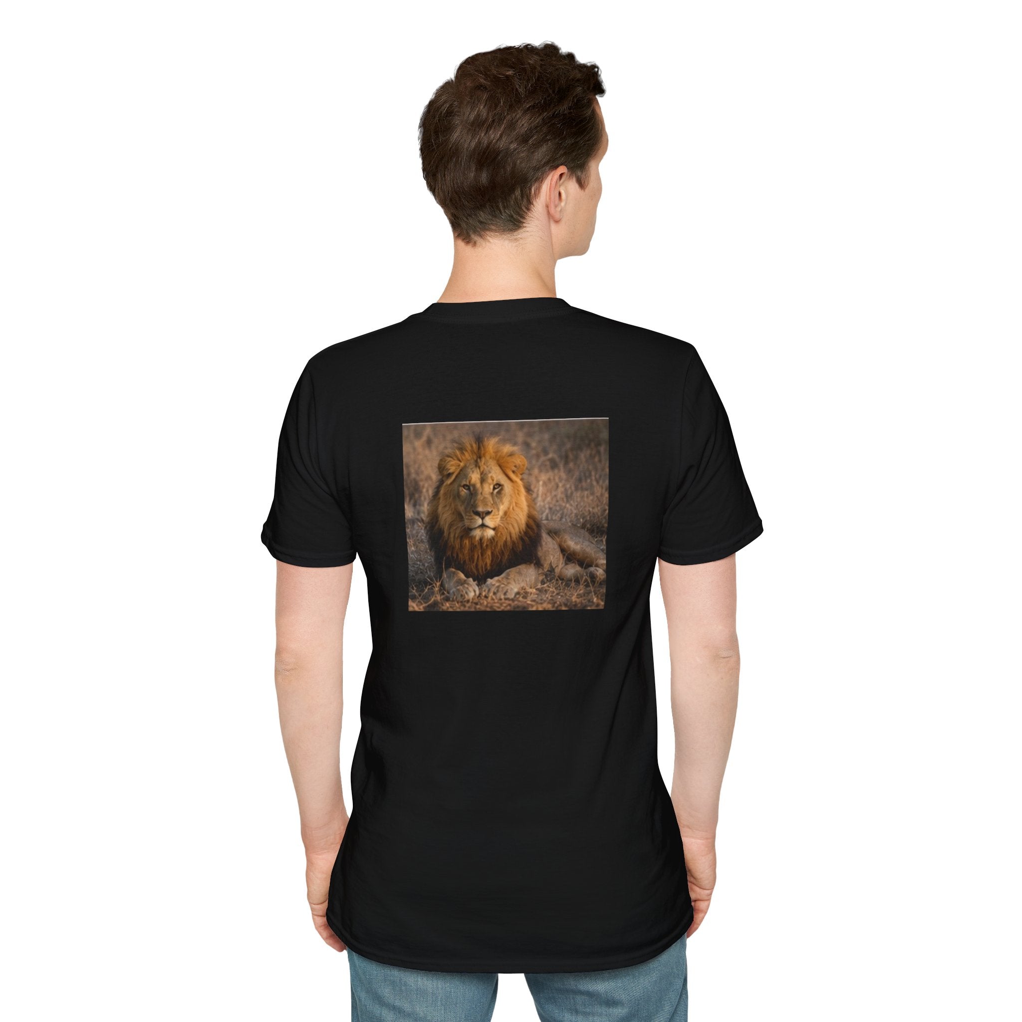Roaring Lion Graphic T-Shirt — Bold Wildlife Tee
